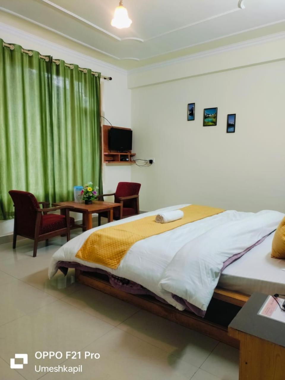 Hotel Mountain Face Manali (Himachal Pradesh)